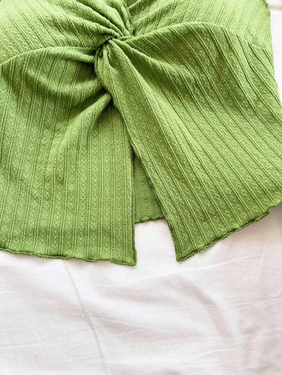 Women's Sexy Halter Neck Open Back Tank Top – Fashionable Tie Knot Hem Detail, Sleeveless Slit Design for Summer Parties, Beach Days & Casual Chic Outfits